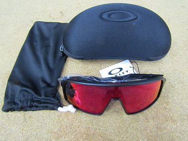 oakley sutro