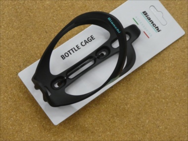 bianchi bottle cage plastic